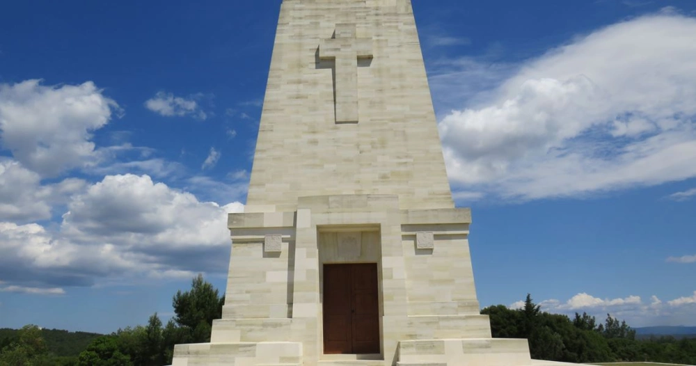lone-pine-memorial_2342