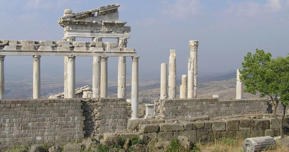 pergamon_2336